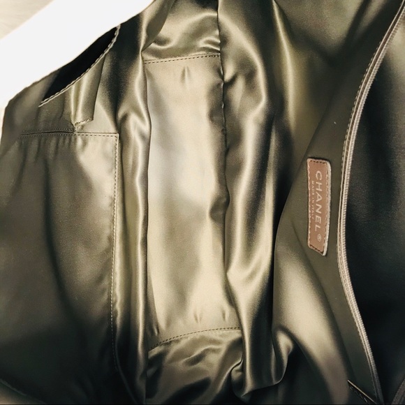 CHANEL Modern Rhodoid Chain Hobo White - Picture 7 of 8